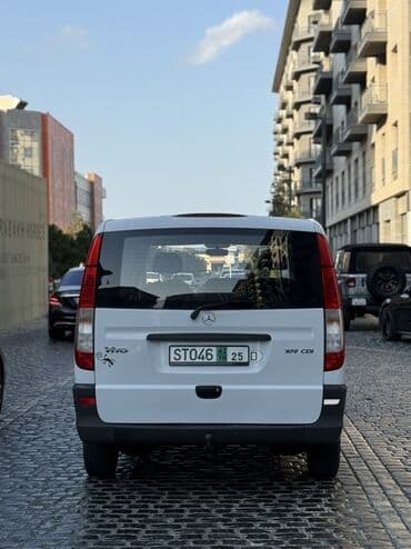 masin ucun qosqu: Mercedes-Benz Vito yük/kommersiya furgonu Xüsusiyyətlər: - — 9
