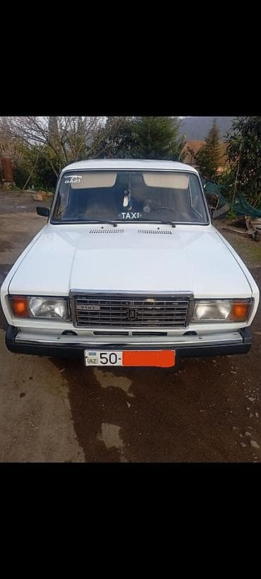 VAZ (LADA) 2107: 1.7 l | 2003 il 87699 km Sedan