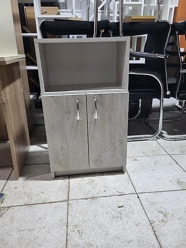 kitab dolabi: Açıq rəfli və qapılı kompakt şkaf - Material: ağac teksturalı — 6