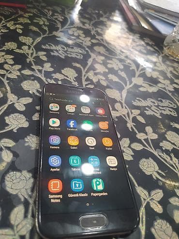 Samsung Galaxy A3 2017, 4 GB, rəng - Qara, Barmaq izi