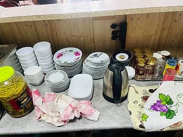 Restoran, kafe avadanlığı: Dönər Bişirən Aparatı 2 Ədəddir. Və Avadanlıqlar Hazır Biznes Soyuducu — 6
