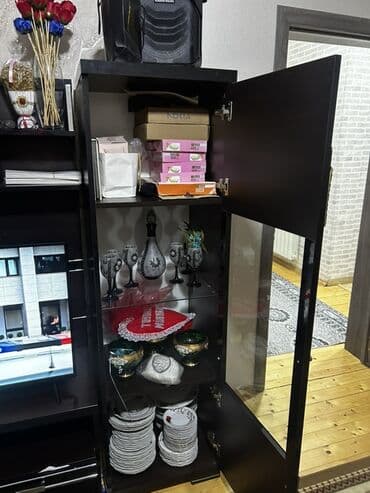 işləmiş taxtalar: İşlənmiş, Düz TV altlığı, Polkalı, Taxtalı, Türkiyə — 3