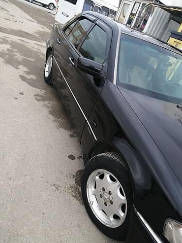 küləklik: Mercedes-Benz C-Class: 2.2 l | 1999 il Sedan — 4