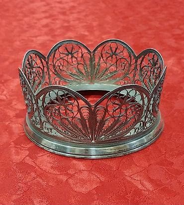 lala.fo posuda: Qənd qabı sovet istehsalı, yaxşı vəziyyətdədir. Materialı melxior — 9