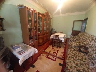 kohne guneslide kiraye evler 2023: Bakı, Yeni Günəşli Massiv D, 3 otaqlı, Köhnə tikili, m. Xalqlar Dostluğu, 85 kv. m — 2