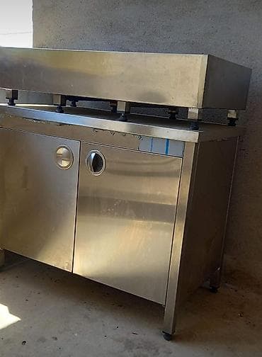 2 neferlik carpayi: FnNej mangal 350 AZN. Içi kərpiclə yigilib. Islenmiyib. uzunu 1m. Eni — 1