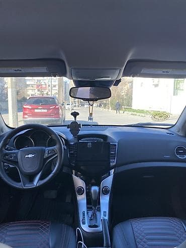 renault dacia logan: Chevrolet Cruze: 1.4 l | 2015 il 180000 km Sedan — 6