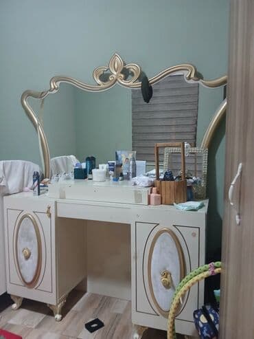 metbex mebelleri islenmis: İşlənmiş, Termolar, MDF, Kredit yoxdur, Çatdırılma yoxdur — 1