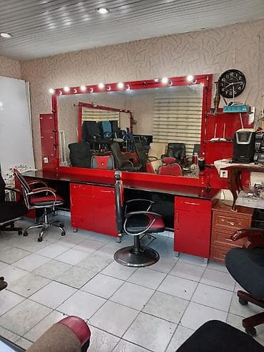 Qadin salonu üçün güzgülü mebel satılır. 2 ededdir. 1 ededinin qiymeti lalafo.az -da Qadin salonu üçün güzgülü mebel satılır. 2 ededdir. 1 ededinin qiymeti