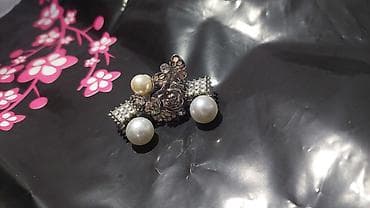 Zərif bijuteriya dəsti - Dəst: üzük və sırğa - Rəng: gümüşü tonlarda