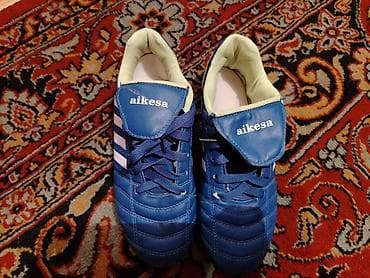Salam.Bu futbol ayaqqabısıdır.Çox az istifadə olunub.35 manata alınıb — 5