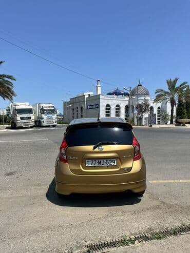 gurcustan masin bazari rustavi qiymetleri: Nissan Note: 1.2 л | 2015 г. Седан — 4