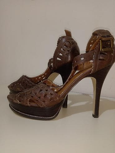 Koja.original Guess.xaricden alınıb.az geyinilib