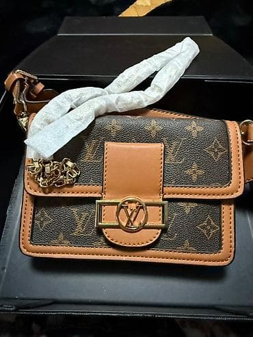 Aksesuarlar: Çiyin çantası, Louis Vuitton — 1