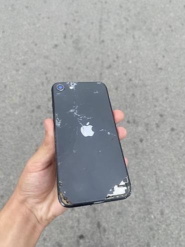 IPhone 7, 64 GB, Qara, Qırıq lalafo.az -da IPhone 7, 64 GB, Qara, Qırıq