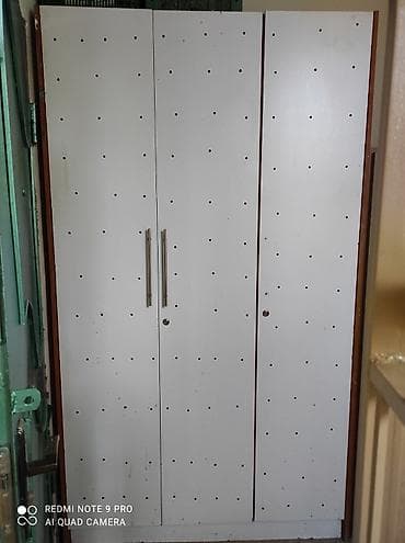 Dolablar: İşlənmiş, 3 qapılı, Ağ, Açılan, Düz dolab — 1