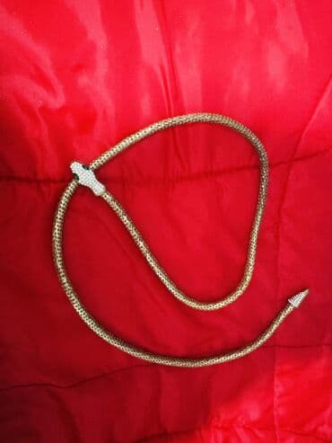 Бижутерия: Bijüteriya dəsti – hamısı birlikdə Məhsul təsviri: - Müxtəlif formalı — 8