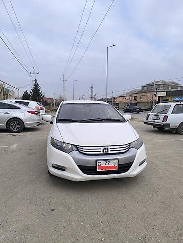 Honda Insight: 1.3 l | 2010 il Hetçbek