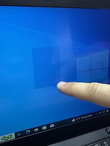 stol ustu komputerler: Leovo Thinkpad X390 ●Prosessor: Intel Core i7-8565U 8 nüv 4.6GHz. ● — 2