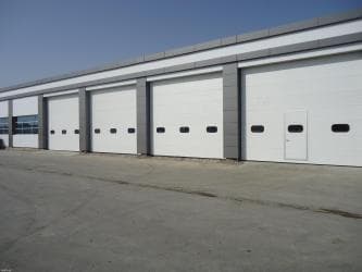 Qaraj satılır: Anbar qapilari serviz qapılari qpinin 1m kvadrati 300 azn — 2