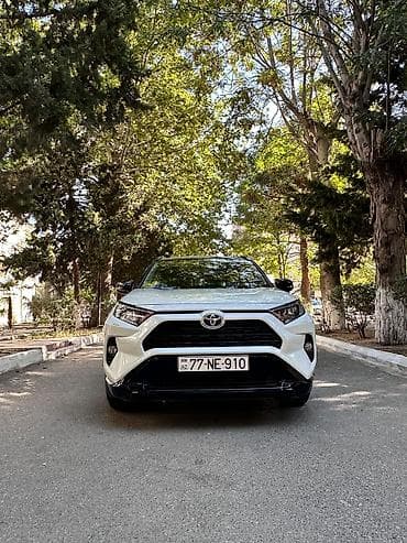 afdamabiler: Toyota RAV4: 2 l | Krossover — 1