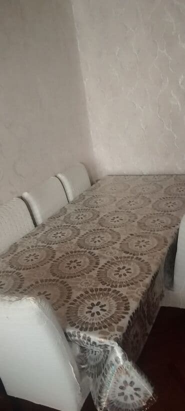 Mətbəx üçün, Açılmayan, Dördbucaq masa, 4 stul