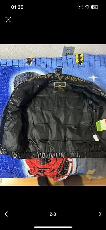 papaq kişi: Qara kişi jileti - Parıltılı qara rəng, yastıqlı/şişmə dizayn - — 3