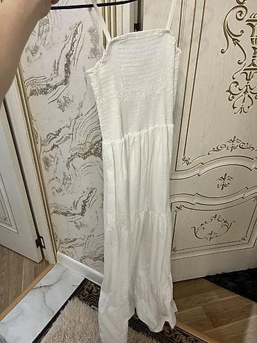 ucuz don: Ağ rəngli uzun yay donu - Model: spaghetti qayışlı, kareviş ön üst — 2