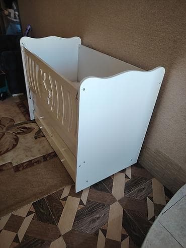 bewik: Ağ rəngdə uşaq beşiyi - Material: laminat/MDF əsaslı panel, hamar və — 1