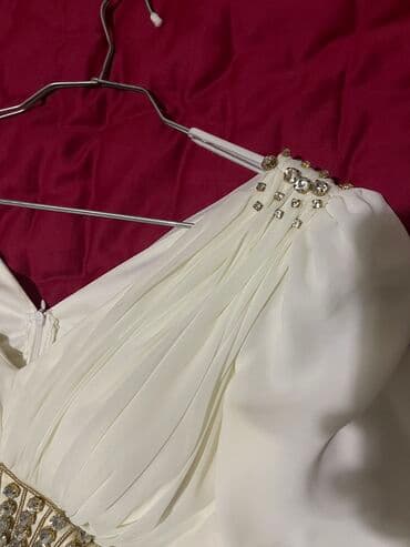 gumusun qrami nece manatdir: Don şifon 1 defe geyinilib — 5