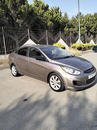 tufeng tir: Hyundai Accent: 1.6 l | 2013 il Sedan — 4
