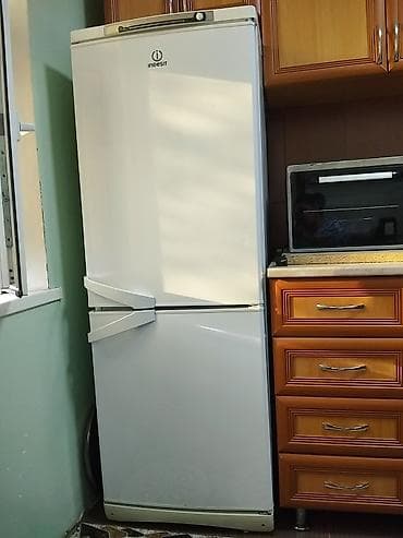 router satışı: 2 qapılı Indesit Soyuducu Satılır, rəng - Ağ — 2