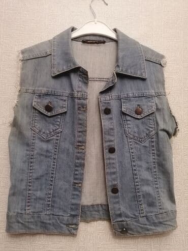 женские джинсовые жилетки: Cins jilet çox yaxşı vəziyyətdə. Az geyinilib. S-M ölçüyə gedir — 1