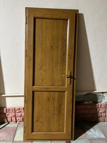 qapı kantı: Taxta fakturalı qapı - Material: ağac teksturalı panel (ağac — 1