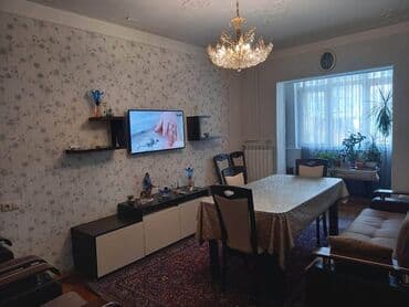 xacmazda tecili satilan evler: Bakı, 3 otaqlı, Köhnə tikili, m. Əhmədli, 80 kv. m — 1