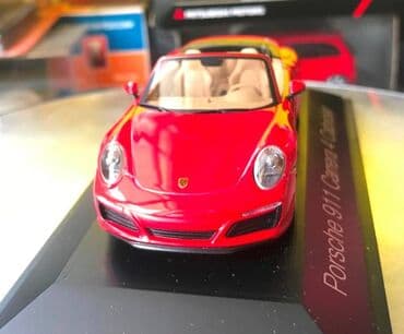 metbex tavan modelleri: Kolleksiya ücün avtomobil modeli Porsche 911 991 Carrera 4 cabriolet — 10