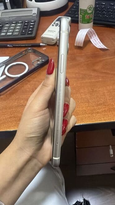 iphone 5 qiymeti: IPhone 11, 128 GB, Ağ — 2