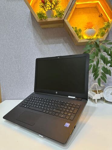 monitor ekran: İşlənmiş HP Pavilion, 15.6 ", Intel Celeron, 256 GB — 3