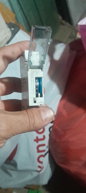 lan kabel 20m: Maqnit işəsalici,puskatel,Lovatodan kontaktorlar.MADE IN ITALY.Italiya — 9