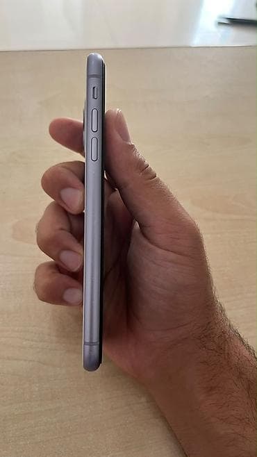 i̇phone 11 barter: IPhone 11, 128 GB, Mərcanı, Face ID — 4