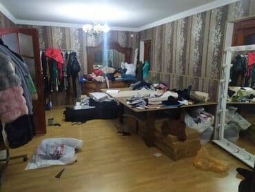 dukan arendaya verilir: Nizami metrosuna yaxın obyekt (dərzi cexi),sahəsi 80 kv/m olan, 2 — 3