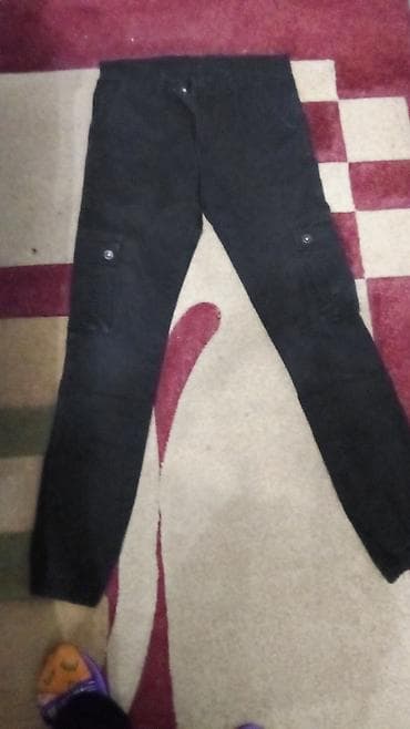 kisi cins salvar modelleri: Qadın şalvar və cins şalvarlar dəsti - Modellər: bir neçə fərqli — 4