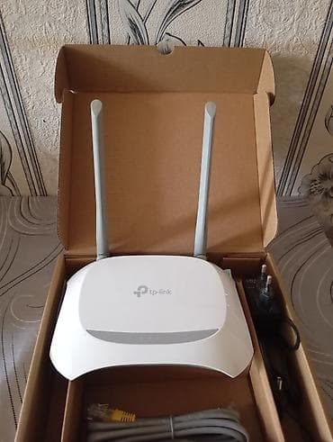 Modem 3 ay işlənib və servantın içində qalıb deyə cızıq və tozdan