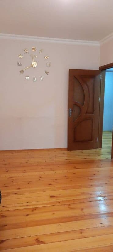 Telnovda kirayə ev verilir. Şəkildə görünən əşyalarla verilir. İstilik lalafo.az -da Telnovda kirayə ev verilir. Şəkildə görünən əşyalarla verilir. İstilik