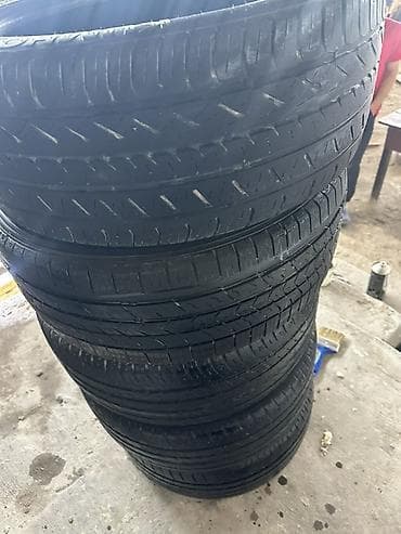 lassa teker evi: Şin Kumho 235 / 45 / R 18 — 4