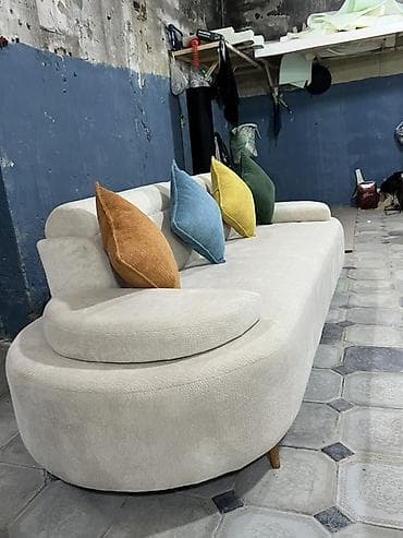 divan ucun macalka: Divan, Yeni, Açılan, Bazasız, Parça, Çatdırılma yoxdur — 3