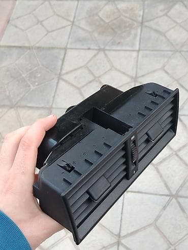 ucuz vaz 2107: Məhsul: Orijinal Mercedes mərkəzi hava deflektoru (torpedo hava — 4