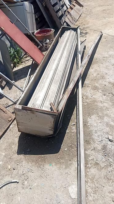 2 çi el: 3 ədəd Metal jalüz qapı panelləri və aksesuarları - Material — 3