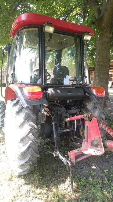 Аксессуары и тюнинг: YTO MF404 traktor - Marka/model: YTO MF404 - Rəng: qırmızı - Kabinli — 4