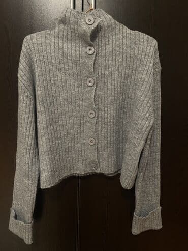 женские классические свитера: Boz rəngli qadın kardiqanı - Model: ön hissəsi düyməli, dik yaxalı - — 3